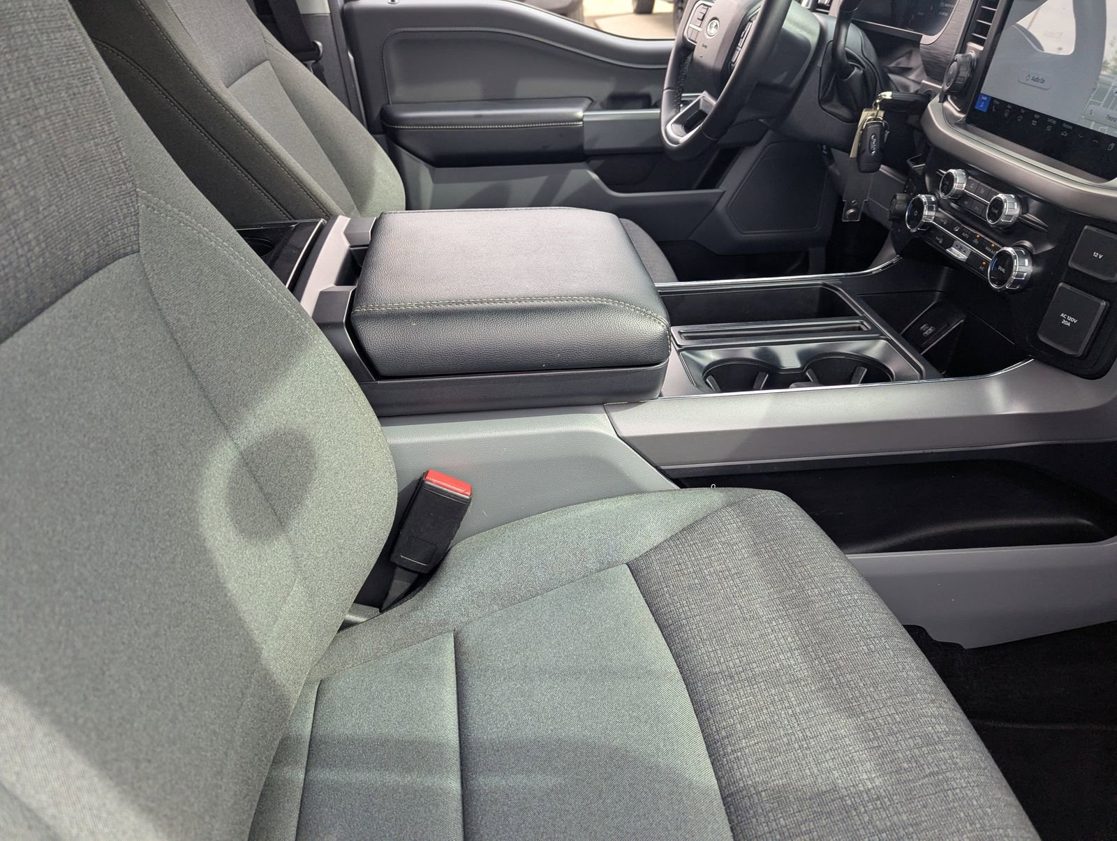 Certified 2024 Ford F150 XLT w/ Mobile Office Package image 11