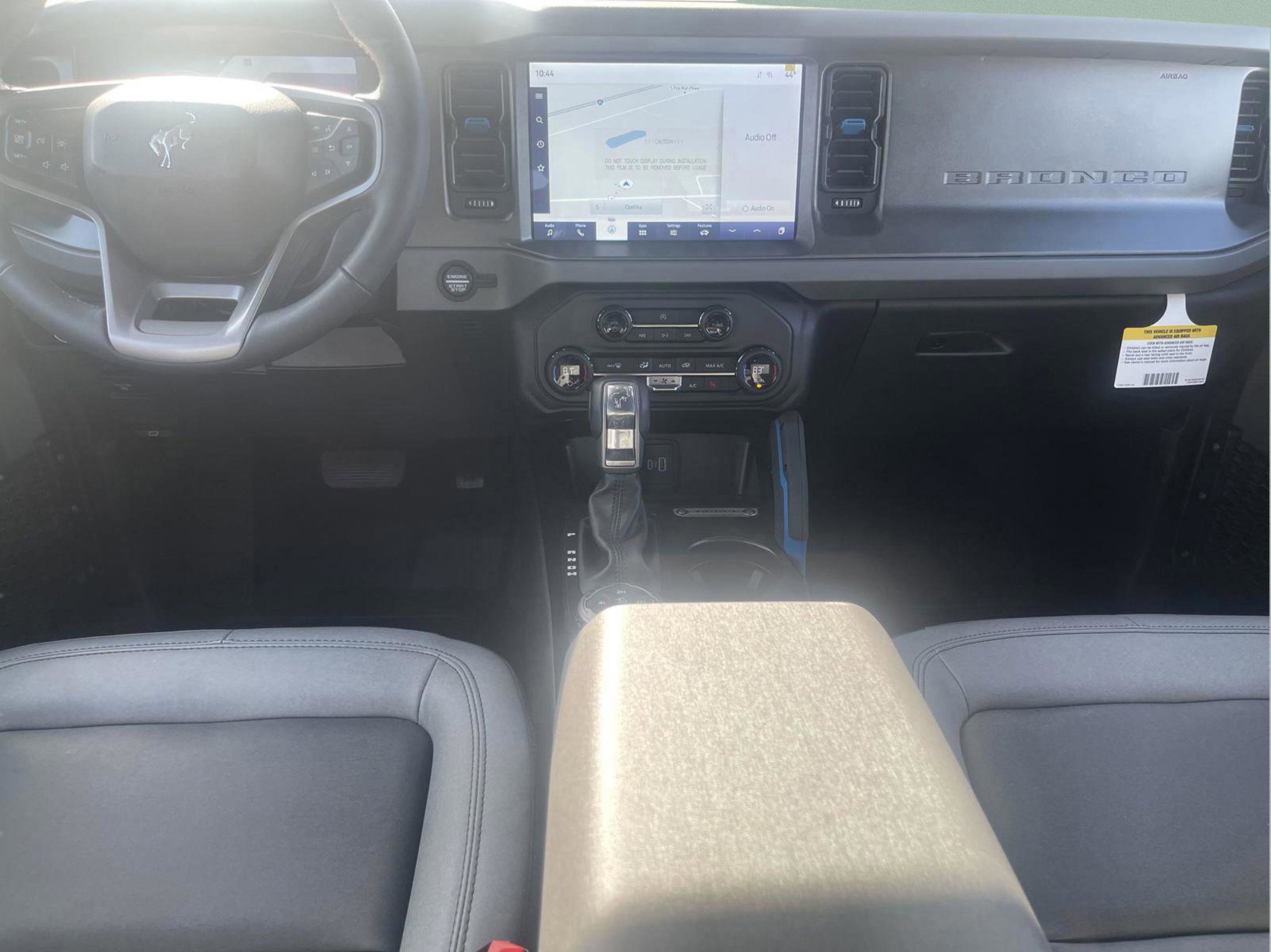 New 2024 Ford Bronco Black Diamond w/ Sasquatch Package image 14