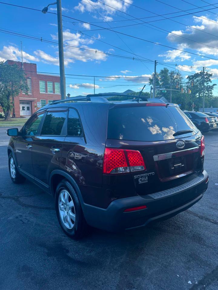 Used 2012 Kia Sorento LX w/ Convenience Pkg AWD/4WD image 3