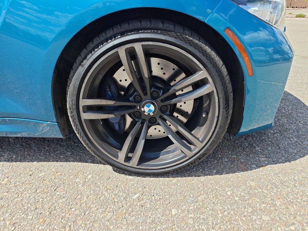 Used 2018 BMW M2 w/ Executive Package RWD image 6