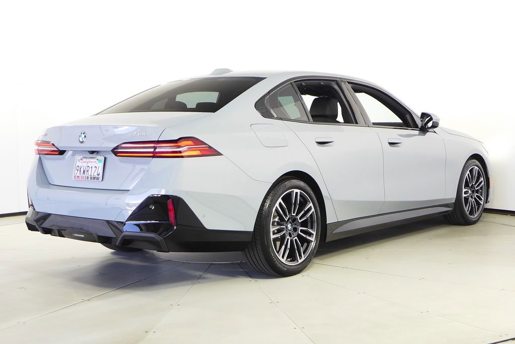 Used 2024 BMW 540i xDrive w/ Premium Package AWD/4WD image 7