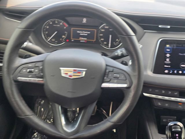 Used 2023 Cadillac XT4 Sport image 16