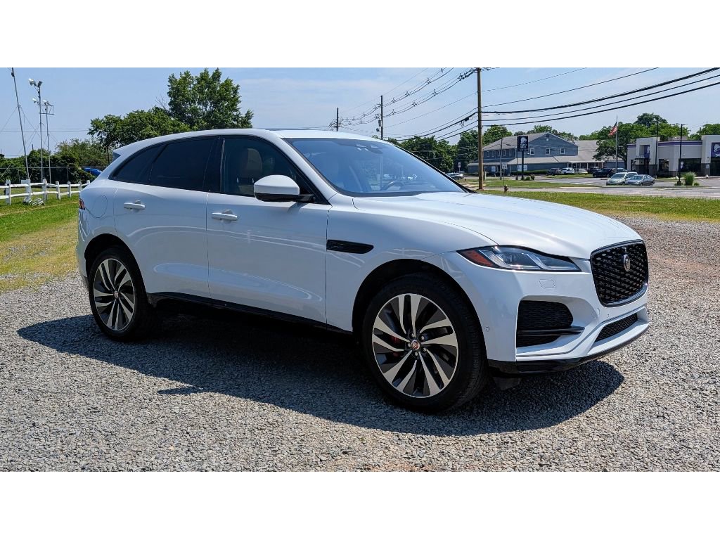 Used 2021 Jaguar F-PACE S image 3