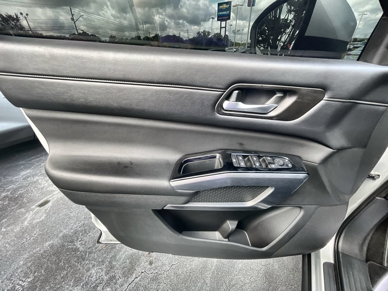 Used 2023 Nissan Pathfinder SL FWD image 22