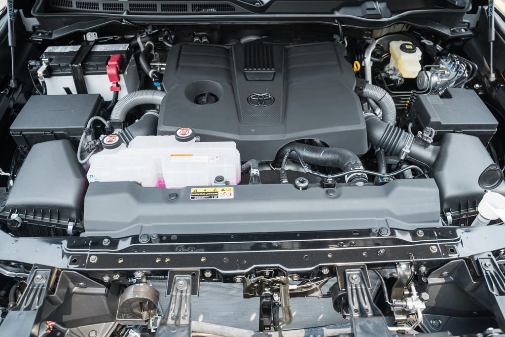 New 2026 Toyota Tundra Limited AWD/4WD image 19