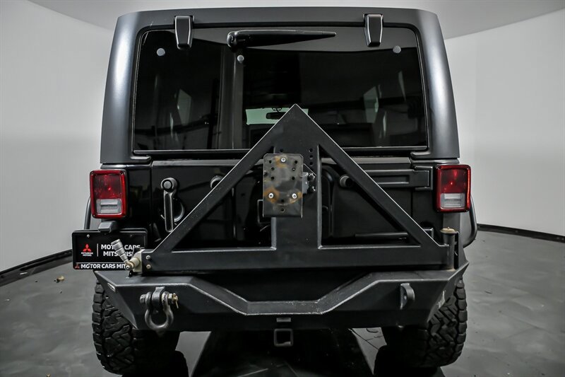 Used 2014 Jeep Wrangler Unlimited Sport w/ Quick Order Package 24S AWD/4WD image 9