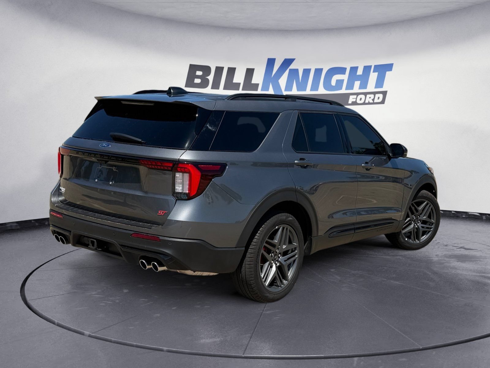 Certified 2026 Ford Explorer ST AWD/4WD image 5