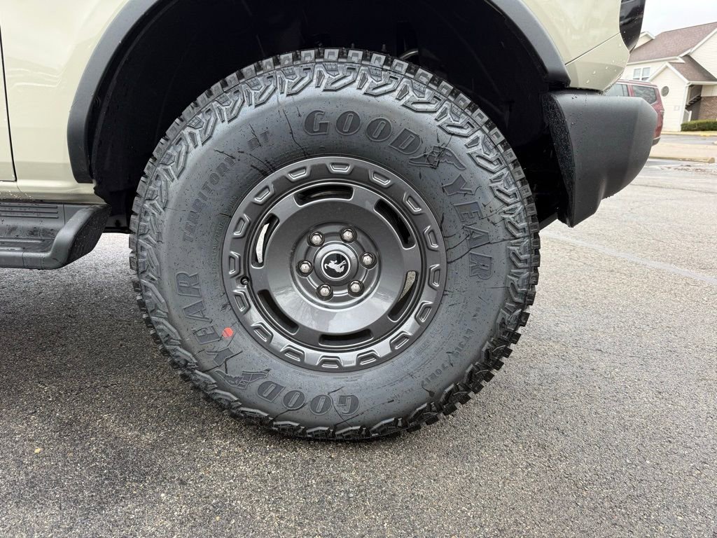 New 2025 Ford Bronco Outer Banks w/ Sasquatch Package image 10