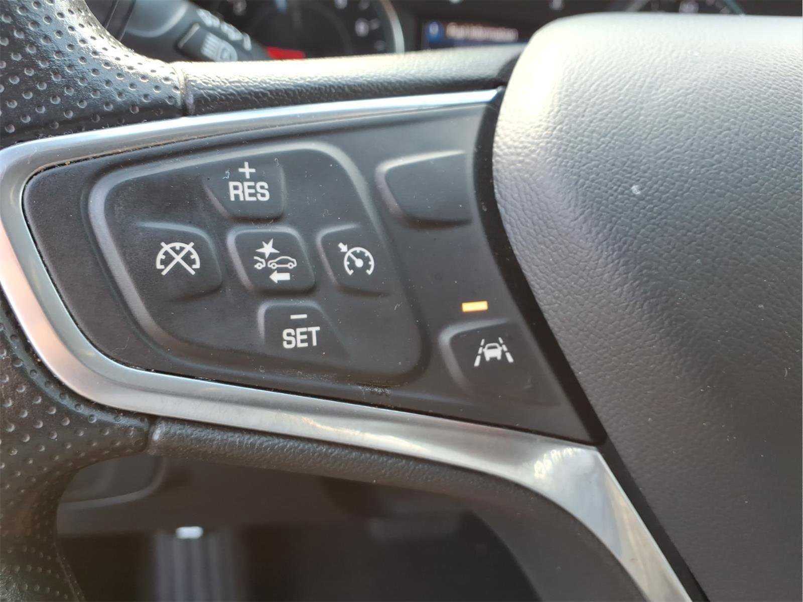 Used 2023 Chevrolet Equinox LT AWD/4WD image 18