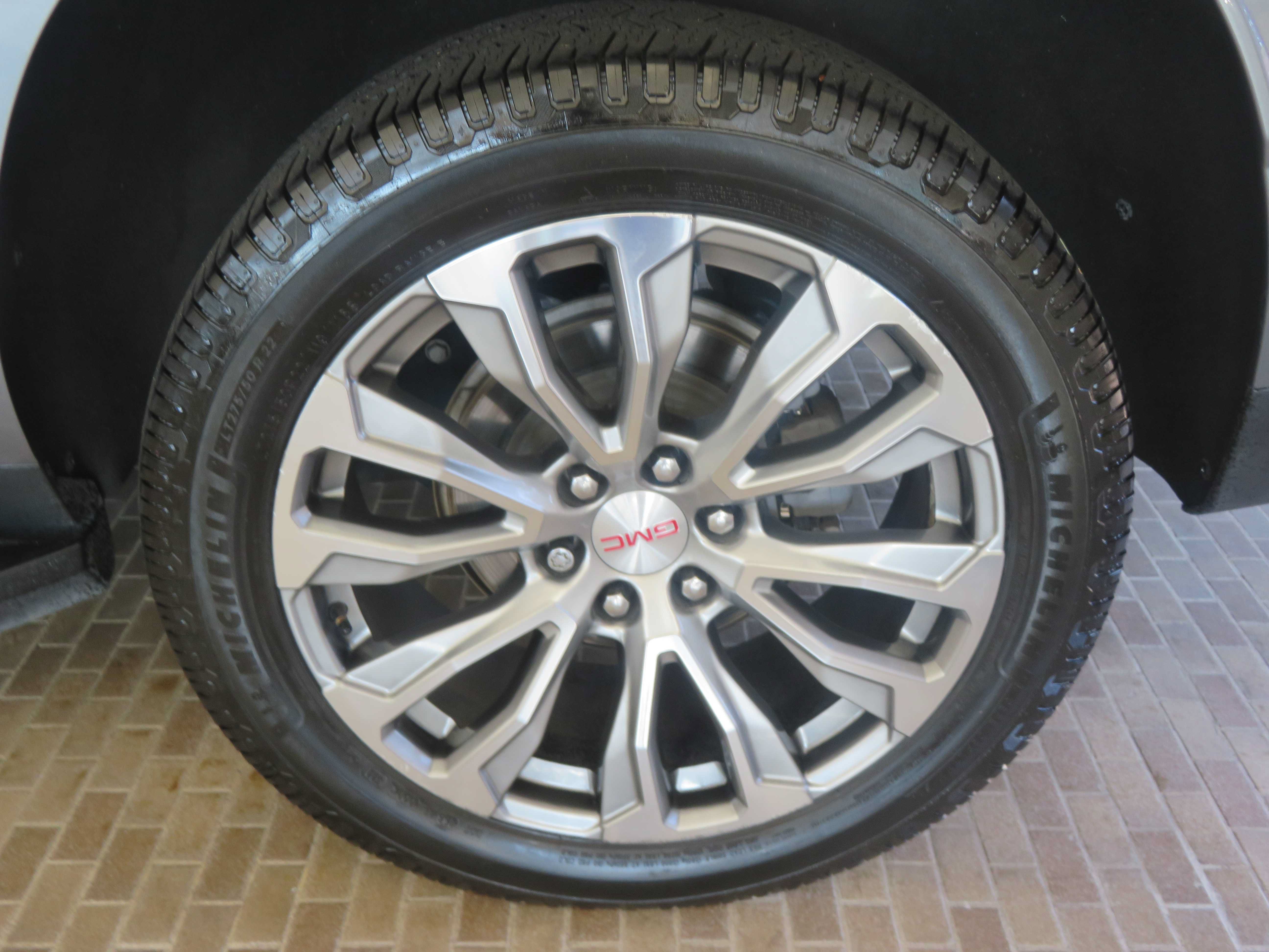 Used 2021 GMC Yukon Denali AWD/4WD image 8