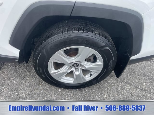 Used 2021 Toyota RAV4 XLE w/ Protection Package (TMS) AWD/4WD image 14