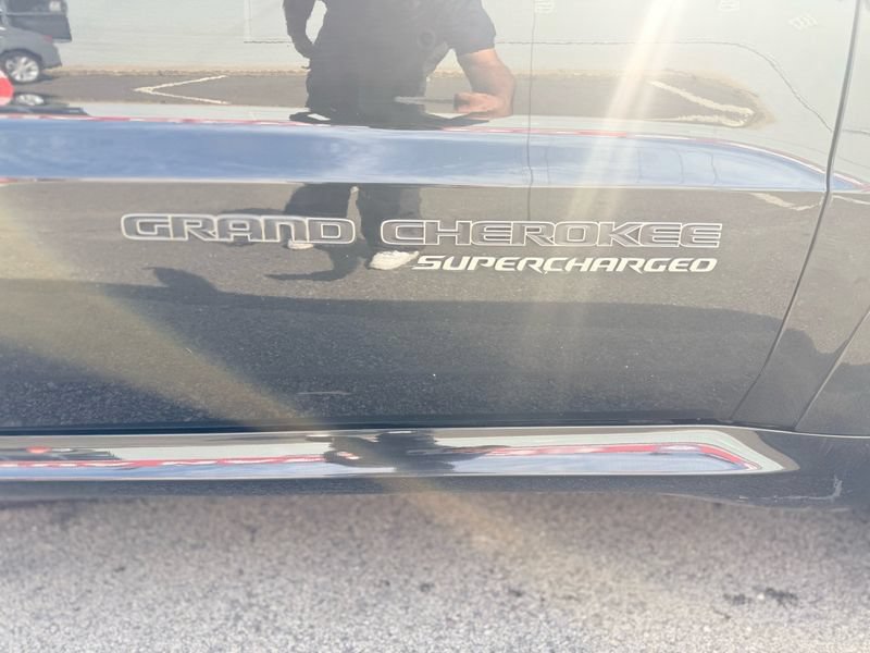 Used 2018 Jeep Grand Cherokee Trackhawk AWD/4WD image 16