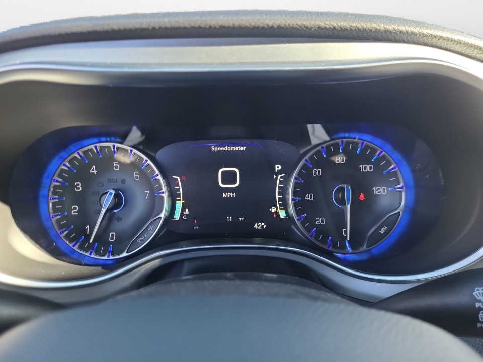 New 2026 Chrysler Pacifica Limited w/ S Appearance Package image 11