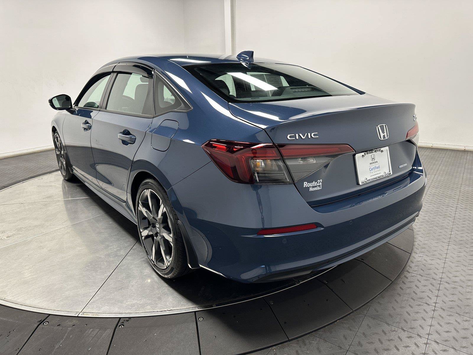 Used 2025 Honda Civic Sport Touring image 9