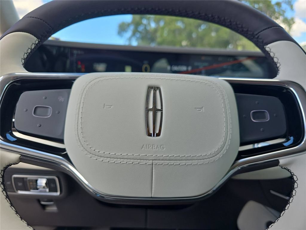 New 2026 Lincoln Nautilus Black Label AWD/4WD image 21