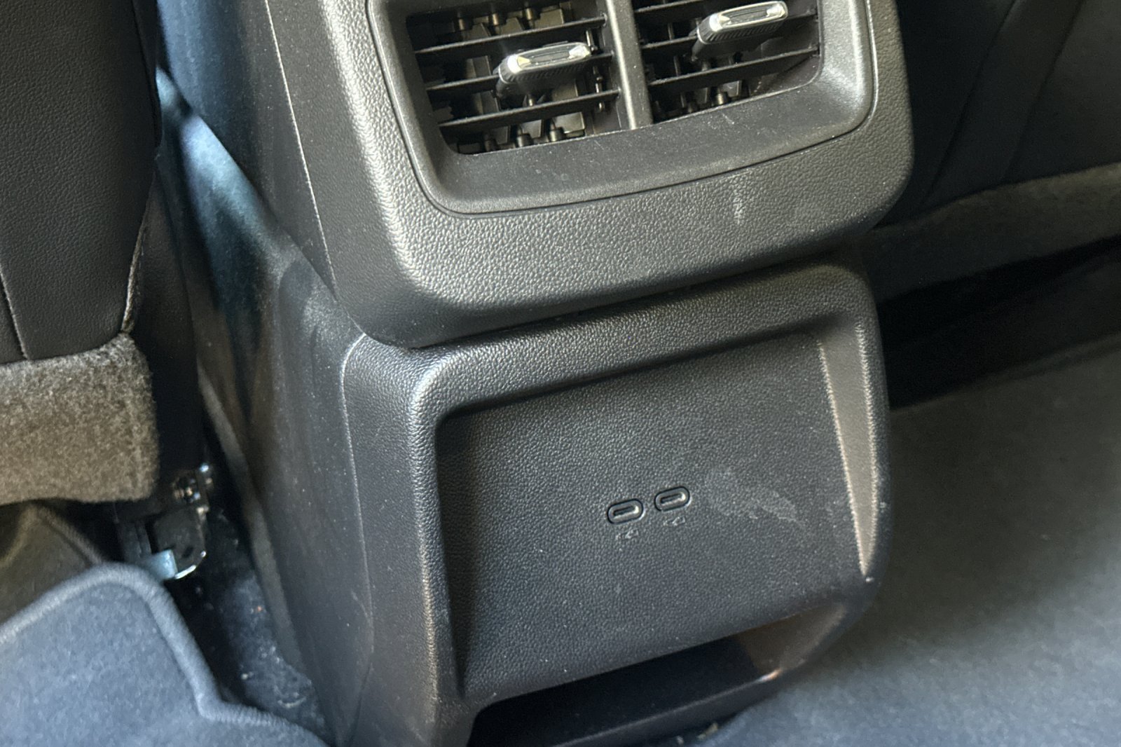 Used 2024 Chevrolet Equinox EV LT FWD image 38
