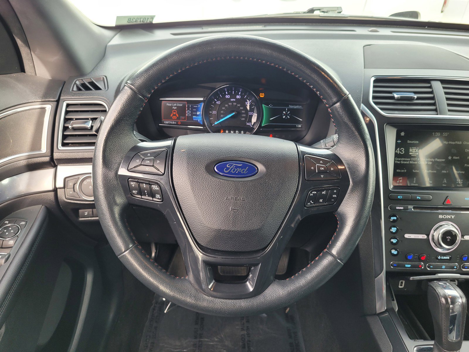 Used 2018 Ford Explorer Sport w/ Equipment Group 401A image 17