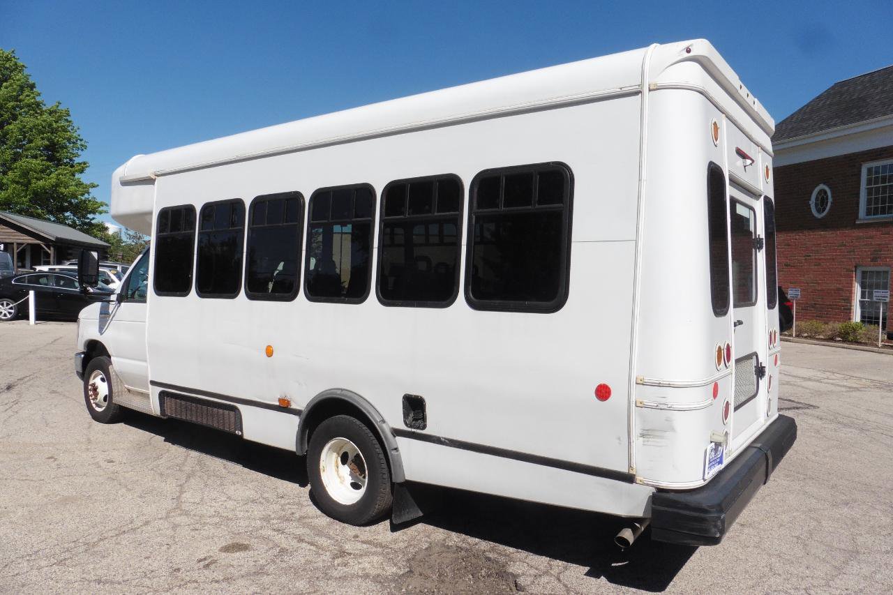 Used 2017 Ford E-450 and Econoline 450 Super Duty w/ Shuttle Bus Prep Package RWD image 2