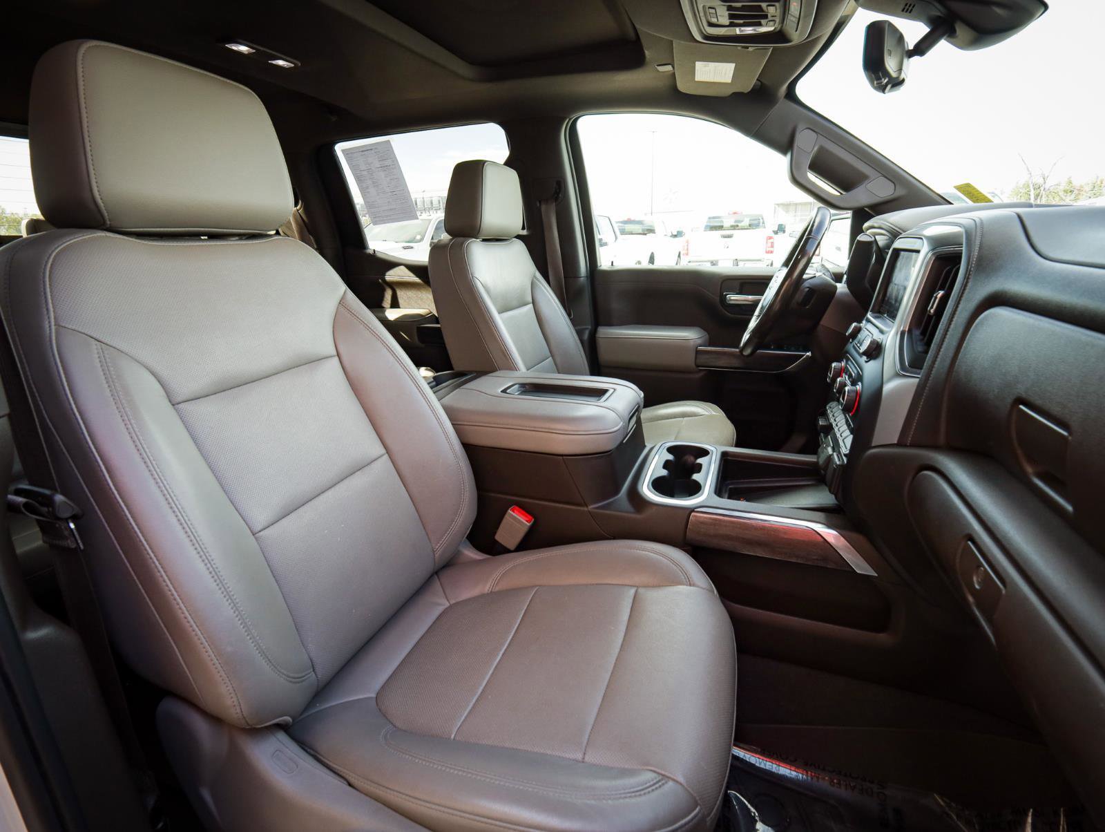 Used 2019 Chevrolet Silverado 1500 LTZ w/ LTZ Plus Package AWD/4WD image 23