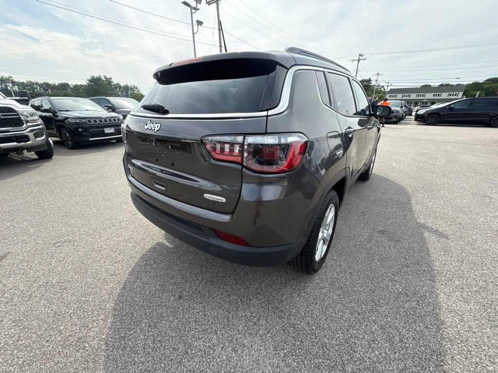 Used 2021 Jeep Compass Latitude AWD/4WD image 5