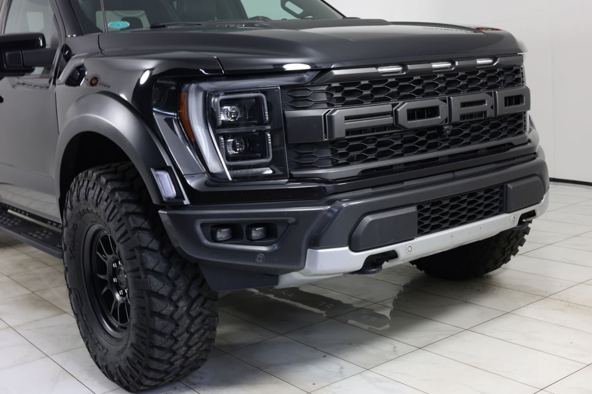 Used 2023 Ford F150 Raptor w/ Raptor Carbon Fiber Package AWD/4WD image 17
