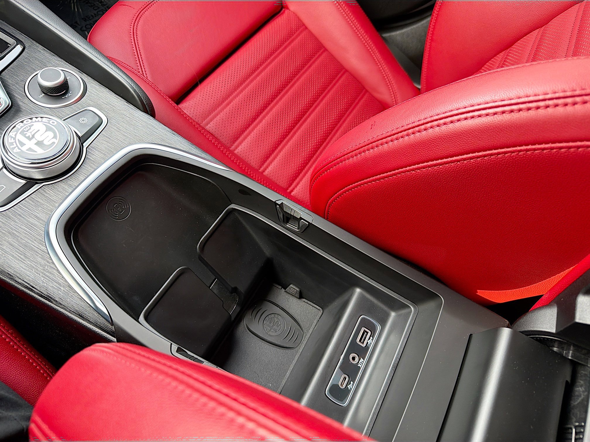 Used 2024 Alfa Romeo Giulia Sprint image 29