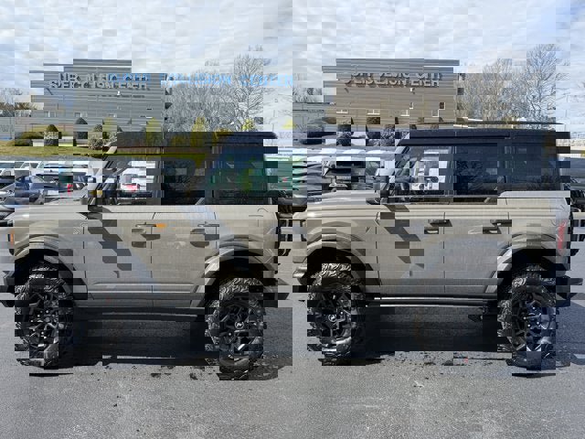New 2026 Ford Bronco Badlands image 5