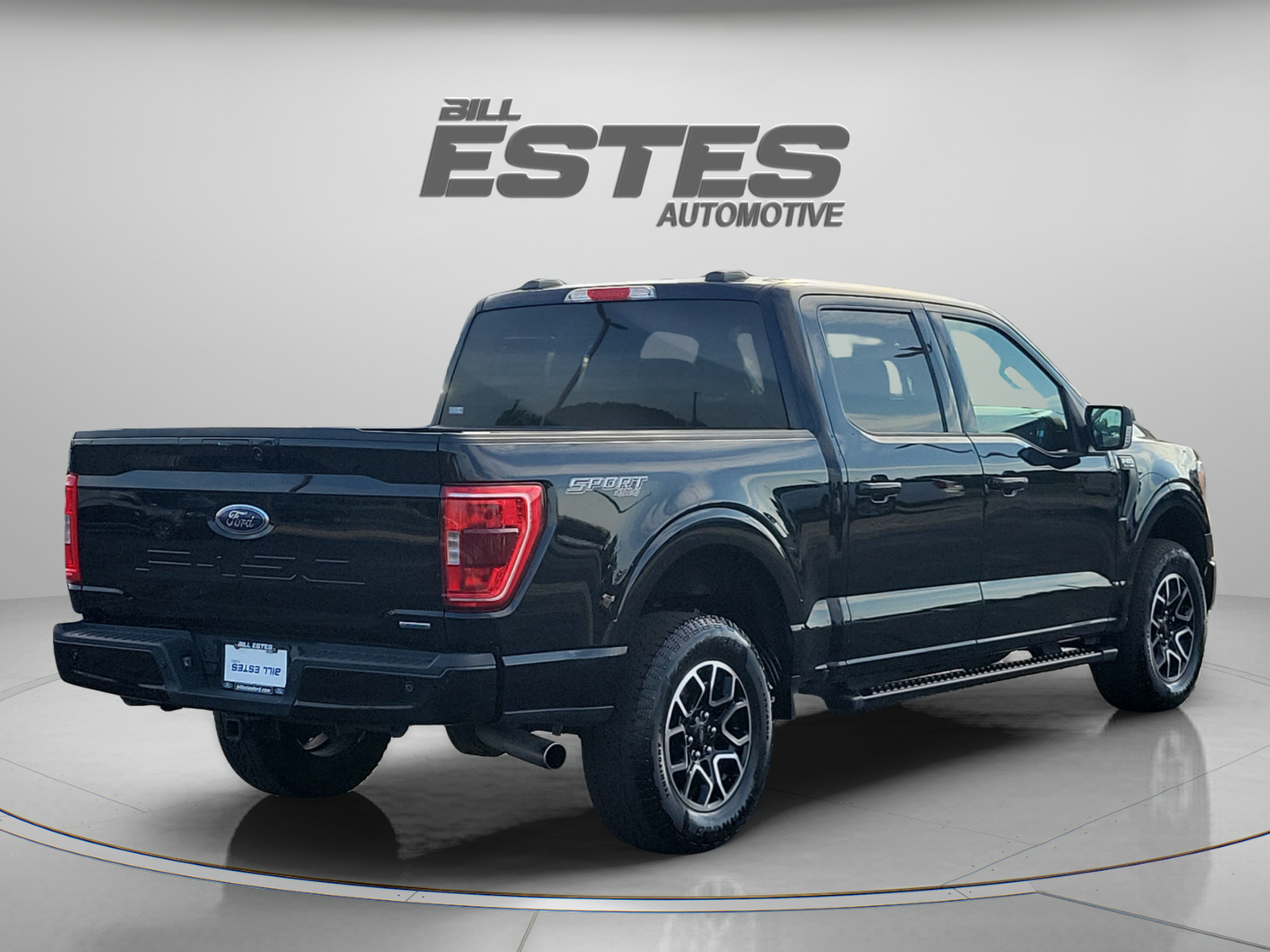Used 2023 Ford F150 XLT w/ Equipment Group 302A High AWD/4WD image 4