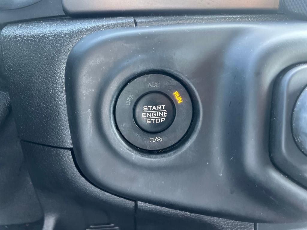 Used 2021 Jeep Wrangler Unlimited Sport image 18