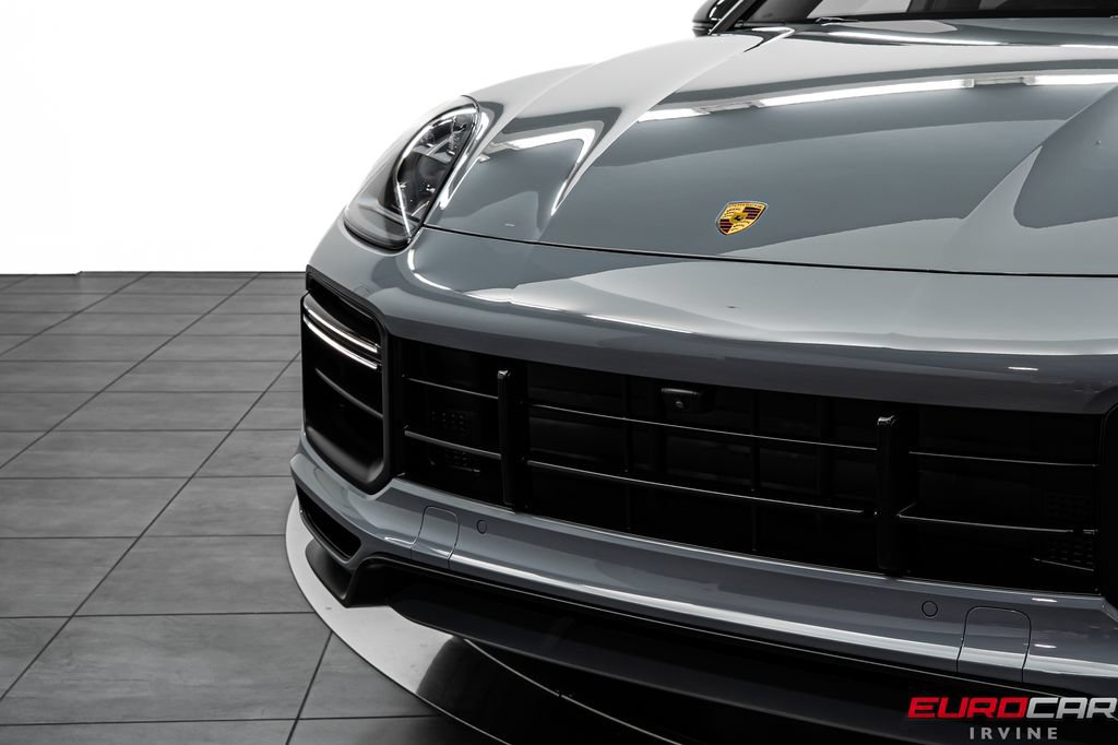 Used 2022 Porsche Cayenne Turbo GT AWD/4WD image 11