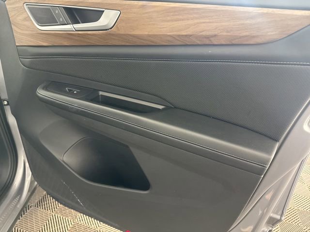 Used 2024 Volkswagen Atlas SE image 31