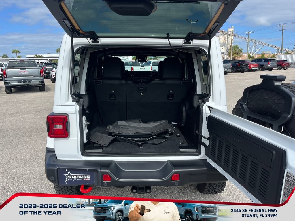 Used 2024 Jeep Wrangler Unlimited Rubicon image 10