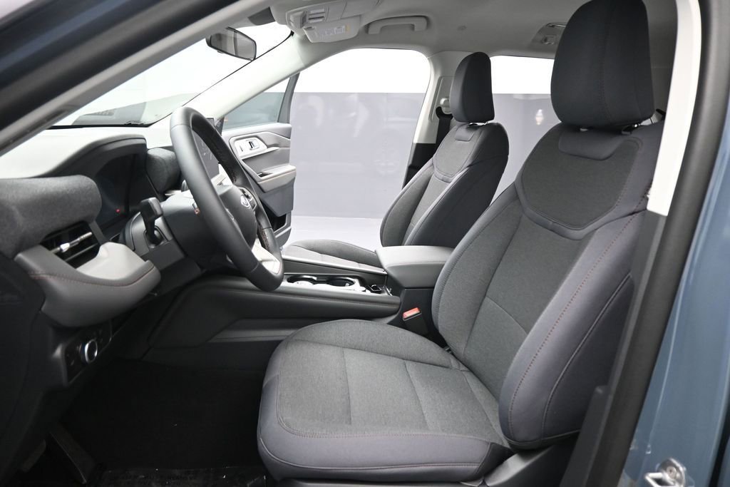 New 2026 Ford Explorer Active image 9