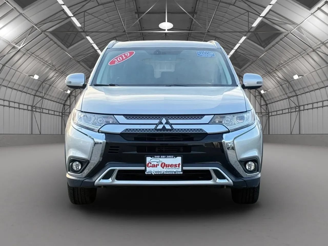 Used 2019 Mitsubishi Outlander SEL AWD/4WD image 2