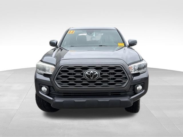 Used 2022 Toyota Tacoma TRD Off-Road AWD/4WD image 10