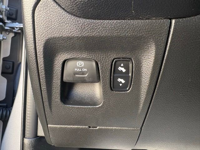 Used 2019 RAM 1500 Laramie image 28