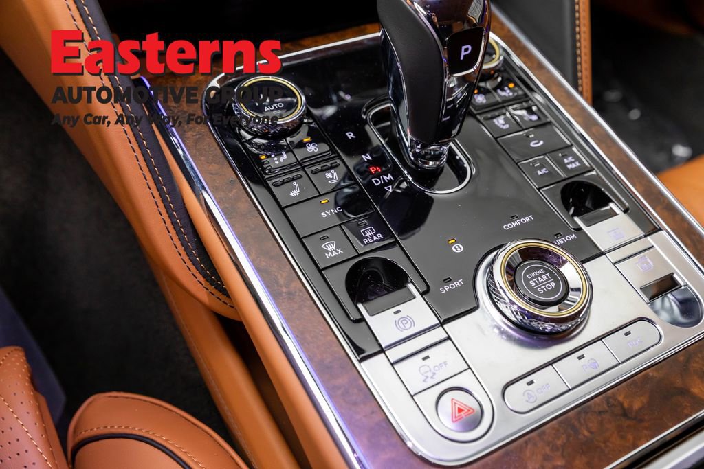 Used 2023 Bentley Flying Spur W12 image 34