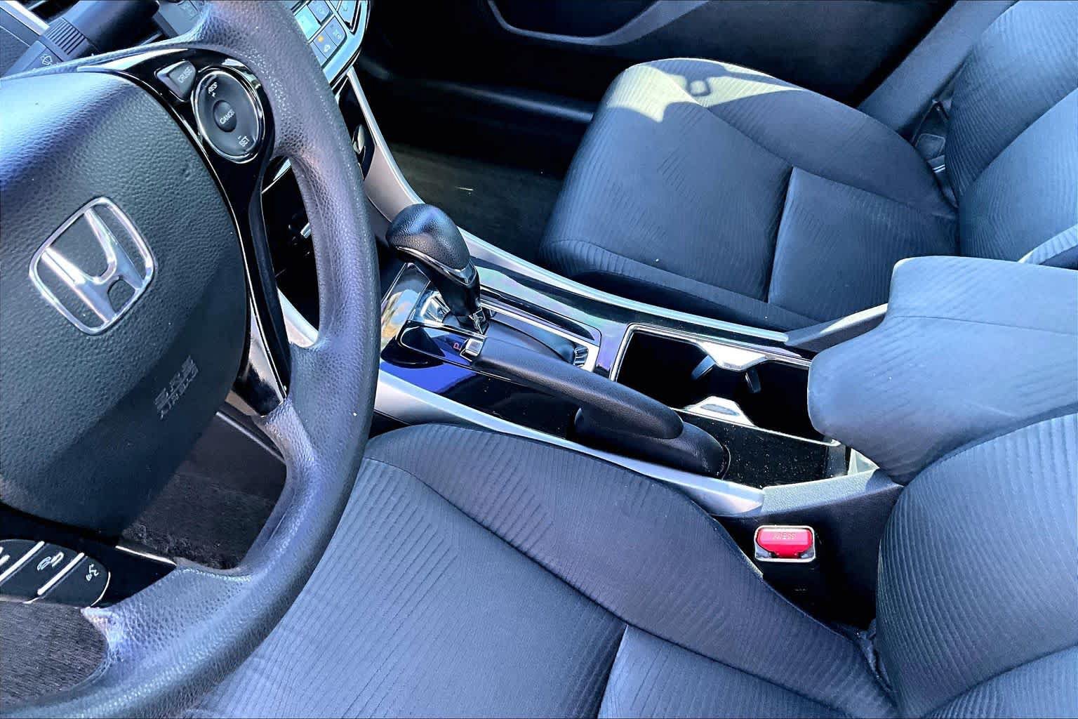 Used 2017 Honda Accord LX image 16