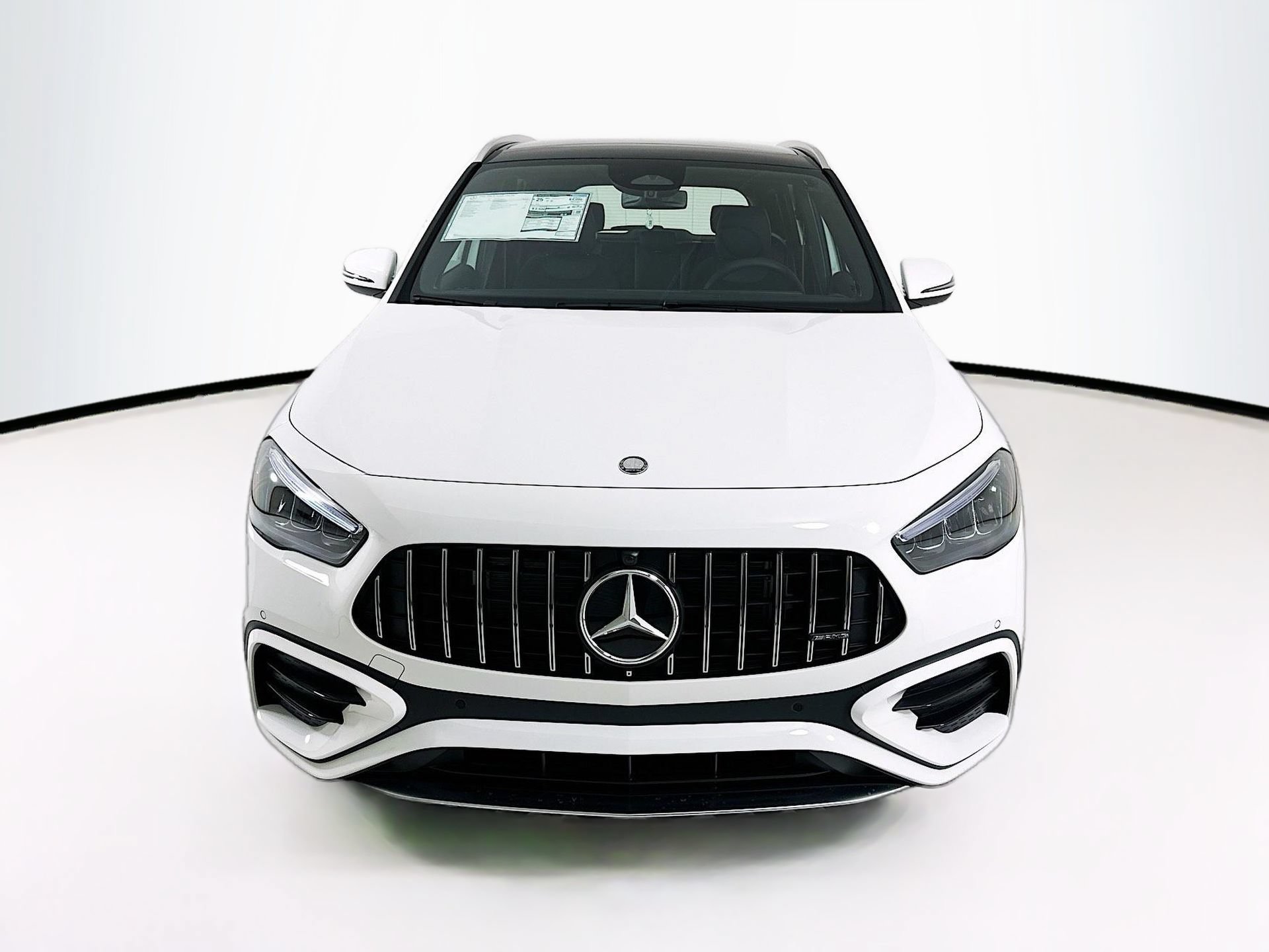 New 2026 Mercedes-Benz GLA 35 AMG 4MATIC image 2