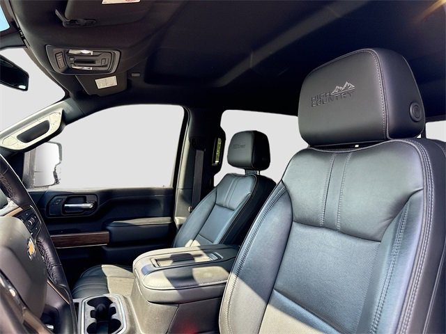 Used 2020 Chevrolet Silverado 2500 High Country image 24