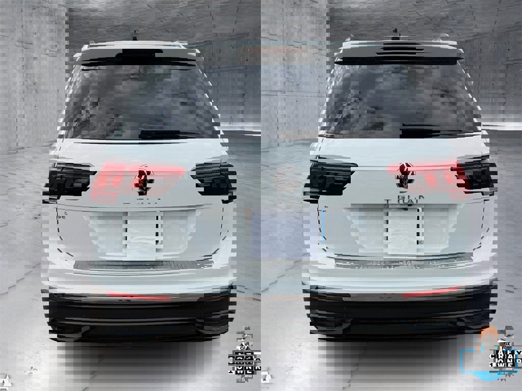Used 2022 Volkswagen Tiguan SE image 6