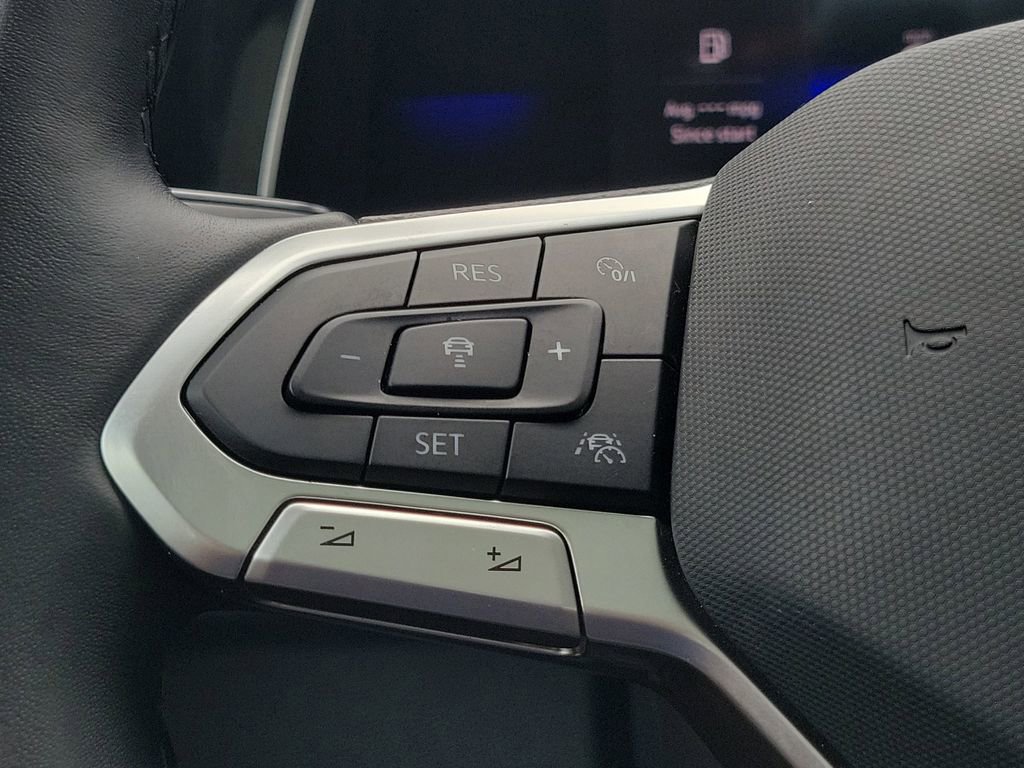 Certified 2023 Volkswagen Jetta SE FWD image 20