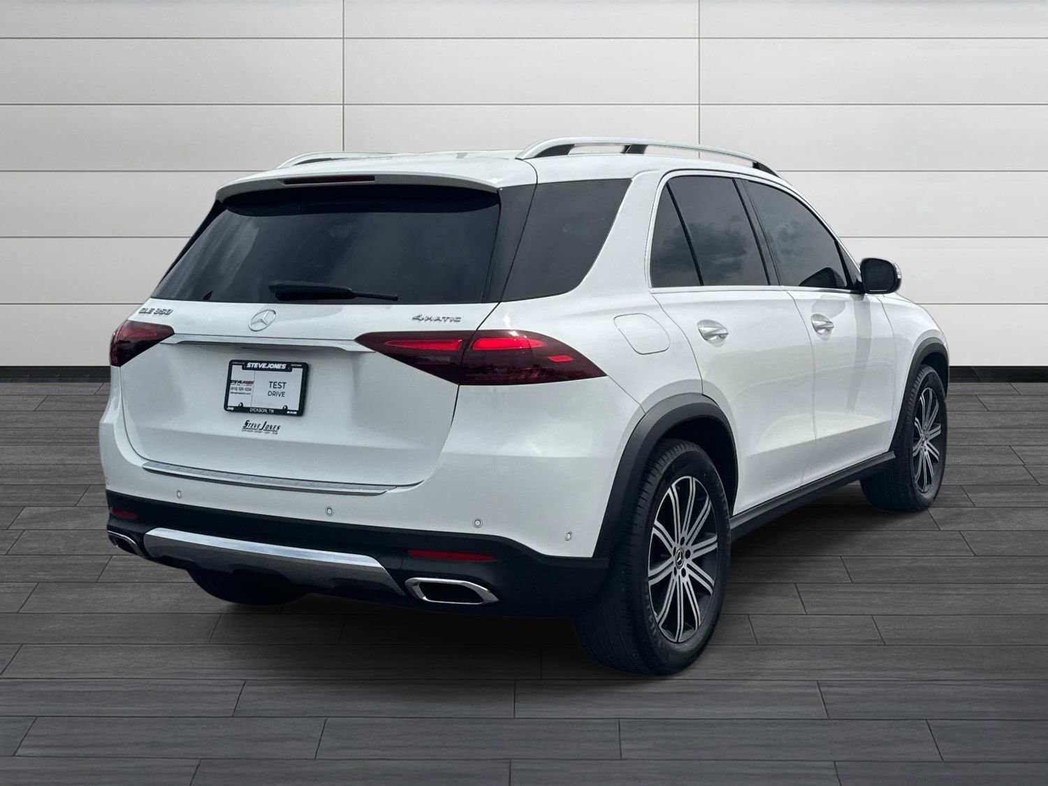 Used 2025 Mercedes-Benz GLE 350 4MATIC image 4