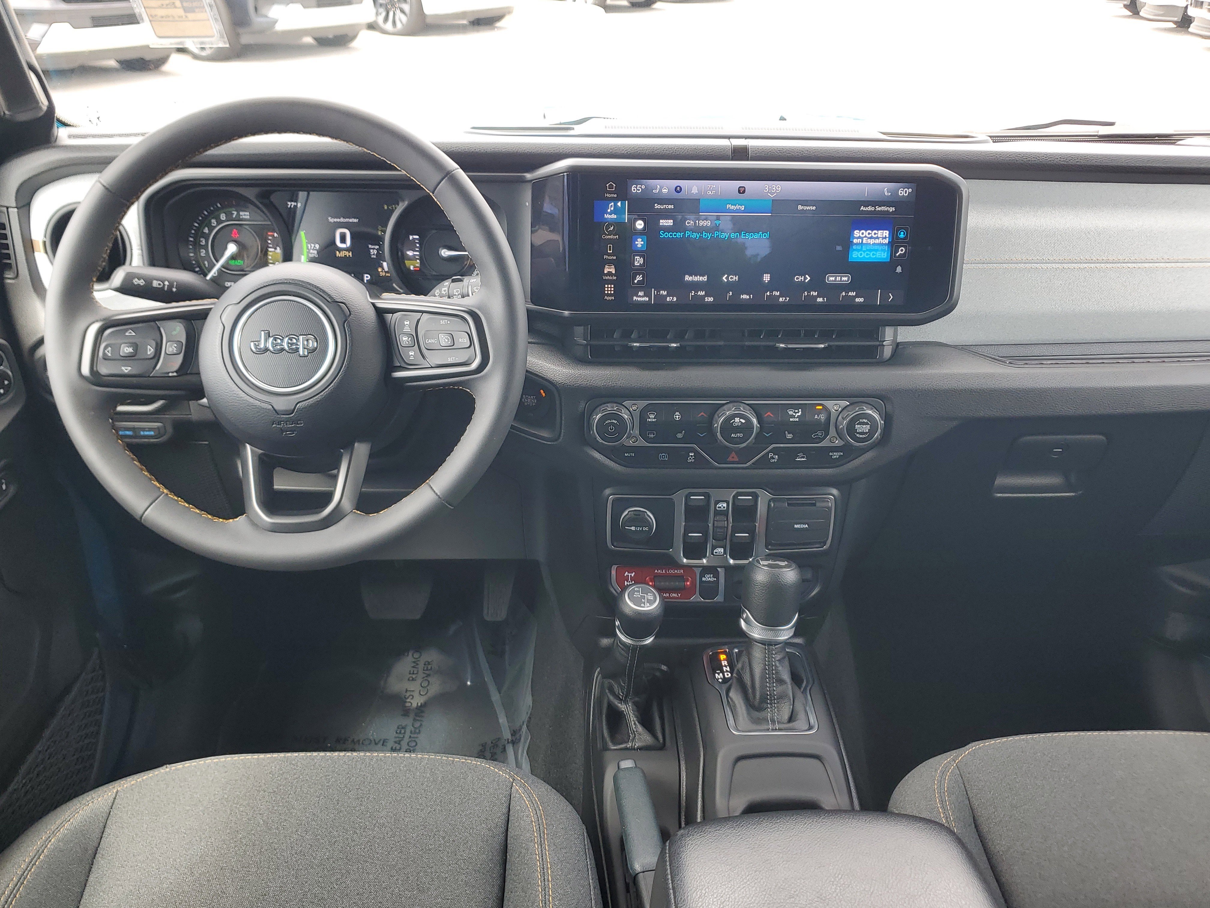 Used 2024 Jeep Wrangler Unlimited AWD/4WD image 16