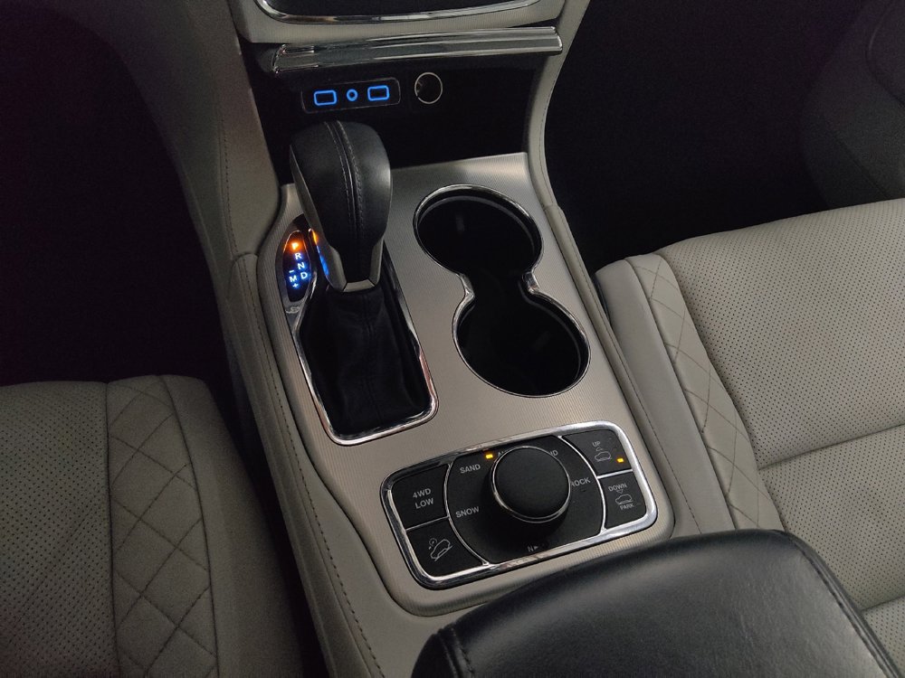 Used 2018 Jeep Grand Cherokee Summit image 26