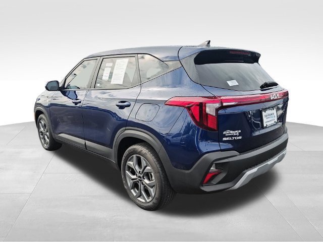 Used 2026 Kia Seltos LX FWD image 3