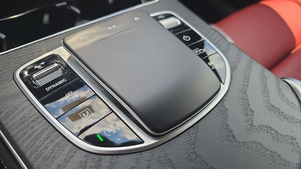 Used 2021 Mercedes-Benz GLC 300 4MATIC image 28