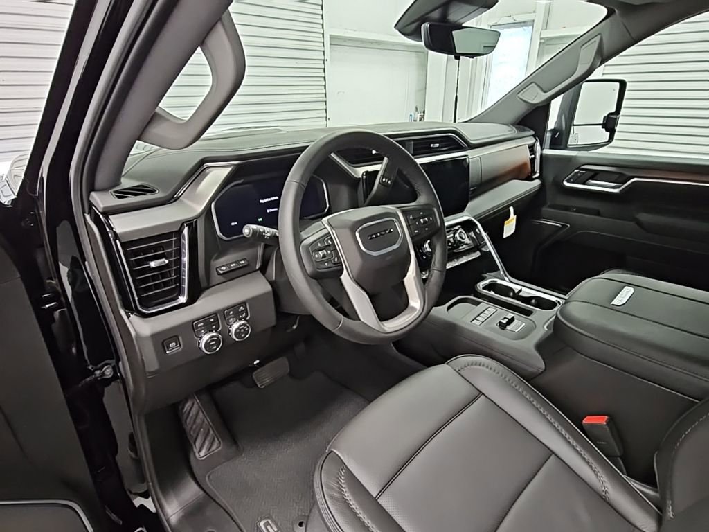New 2026 GMC Sierra 2500 Denali w/ Denali Reserve Package image 11