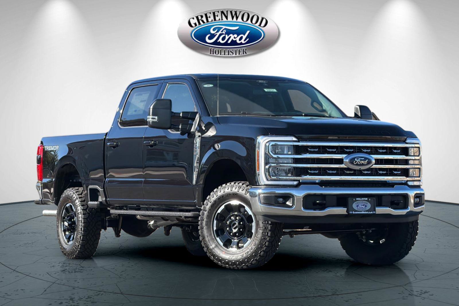 New 2026 Ford F250 XLT w/ XLT Premium Package AWD/4WD image 2