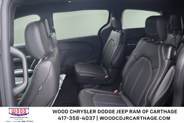 New 2026 Chrysler Voyager LX FWD image 23
